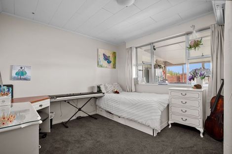 Photo of property in 60 Donegal Street, Cromwell, 9310