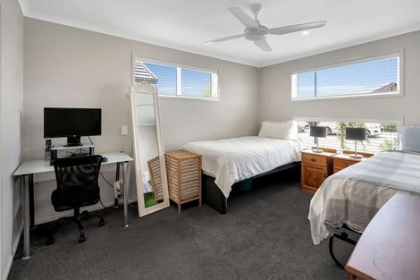 Photo of property in 12 Empire Crescent, Papamoa, 3118