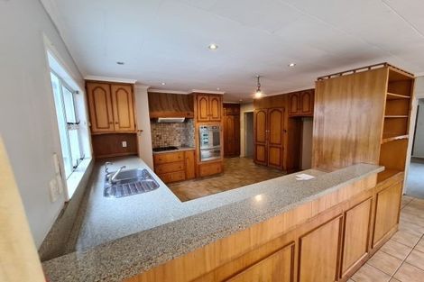 Photo of property in 31 Dives Avenue, Hawera, 4610