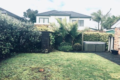 Photo of property in 2/6 Alana Place, Mount Wellington, Auckland, 1060