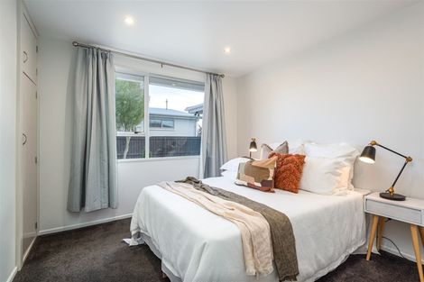 Photo of property in 15 Royal Park Drive, Parklands, Christchurch, 8083