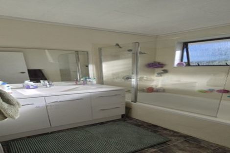 Photo of property in 13a Transom Close, Whitby, Porirua, 5024