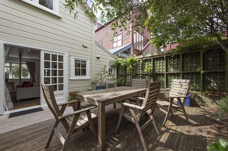 Photo of property in 6 Brougham Street, Mount Victoria, Wellington, 6011