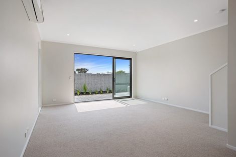 Photo of property in 75 Kopuru Road, Whenuapai, Auckland, 0618