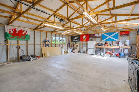 Photo of property in 15 Home Street, Winton, 9720