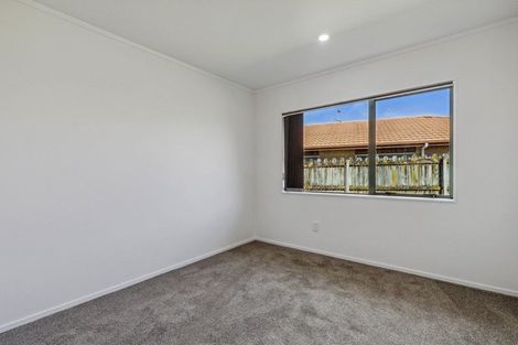 Photo of property in 21 Settlers Cove, Weymouth, Auckland, 2103