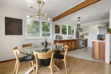 Photo of property in 2/35a Rangatira Road, Beach Haven, Auckland, 0626