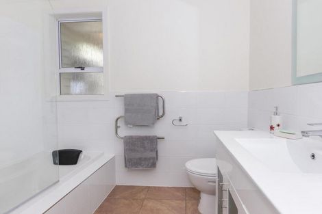 Photo of property in 11 Chorley Avenue, Massey, Auckland, 0614