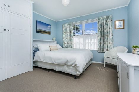 Photo of property in 62 Mcdowell Crescent, Hillcrest, Auckland, 0627