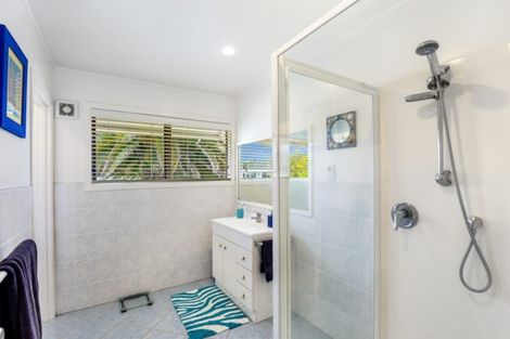 Photo of property in 21 Kahurangi Place, Snells Beach, 0920