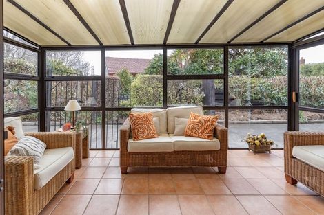 Photo of property in 15 Witbrock Crescent, Burnside, Christchurch, 8053