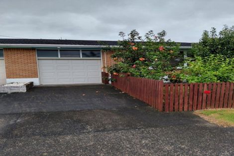 Photo of property in 39 Kenderdine Road, Papatoetoe, Auckland, 2025
