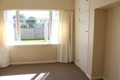Photo of property in 18 Oxford Street, Fairfield, Hamilton, 3214