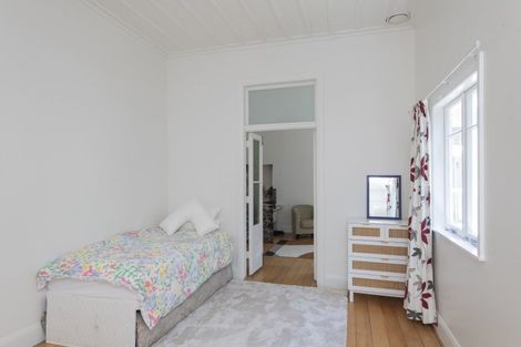 Photo of property in 56 Stout Street, Whataupoko, Gisborne, 4010