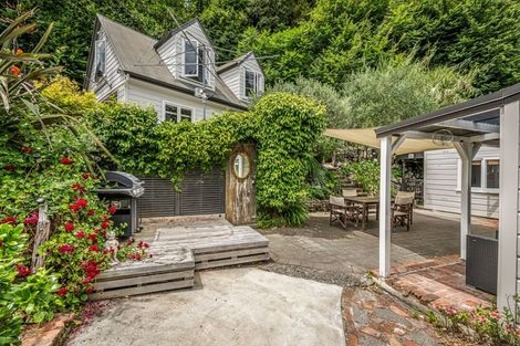 Photo of property in 125 Shakespeare Road, Bluff Hill, Napier, 4110