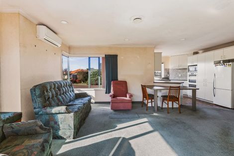 Photo of property in 11 Belgrave Place, Taradale, Napier, 4112
