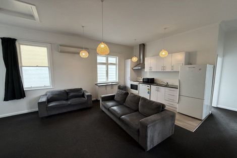 Photo of property in 262 The Terrace, Te Aro, Wellington, 6011
