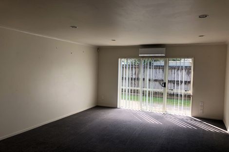 Photo of property in 18 Ranch Place, Pukekohe, 2120