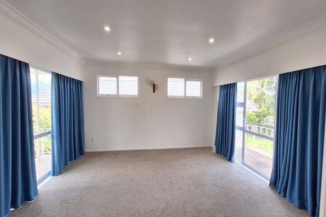 Photo of property in 64 Mcfadzean Drive, Blockhouse Bay, Auckland, 0600