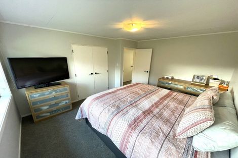 Photo of property in 23 Kaweka Place, Havelock North, 4130