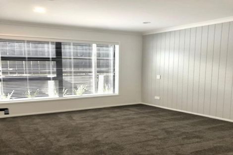 Photo of property in 8 Fetter Lane, Paerata, 2124