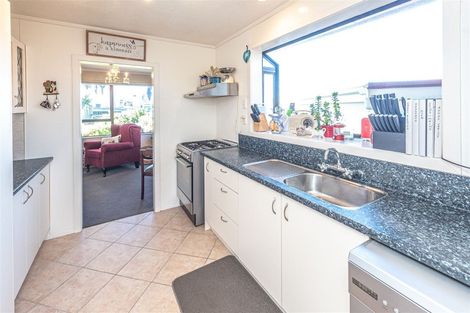 Photo of property in 20 Bastia Avenue, Bastia Hill, Whanganui, 4500