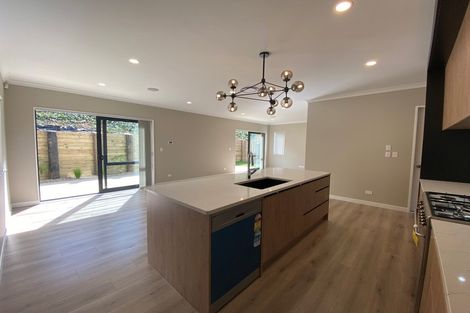 Photo of property in 30 Godfrey Drive, Orewa, 0931