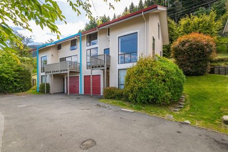 Photo of property in 6/4 Sainsbury Road, Fernhill, Queenstown, 9300