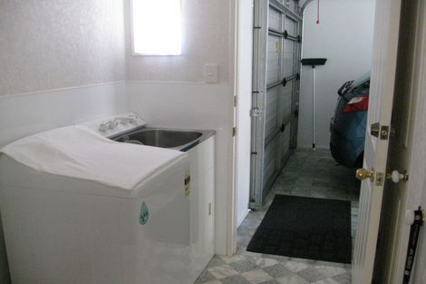 Photo of property in 672 Bank Street, Te Awamutu, 3800