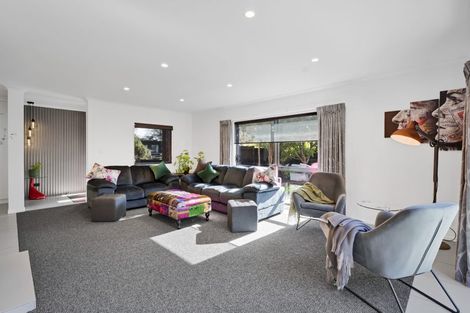 Photo of property in 13b Miro Street, Inglewood, 4330