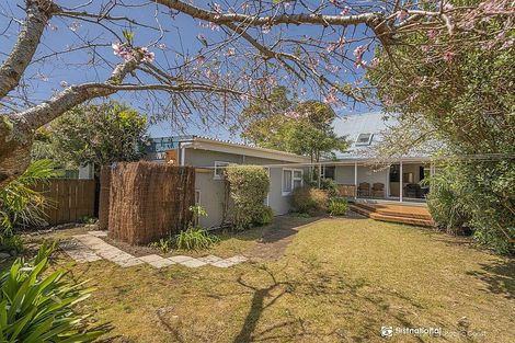 Photo of property in 8 Cory Wright Drive, Tairua, 3508