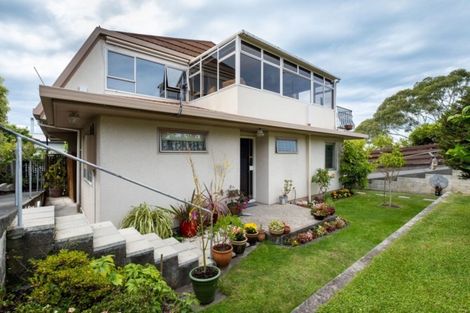 Photo of property in 1/9 Colenso Avenue, Hospital Hill, Napier, 4110