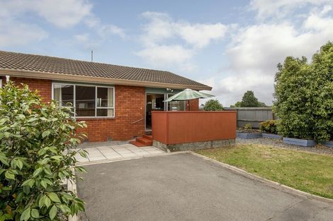 Photo of property in 2/7 Fir Tree Lane, Aranui, Christchurch, 8061