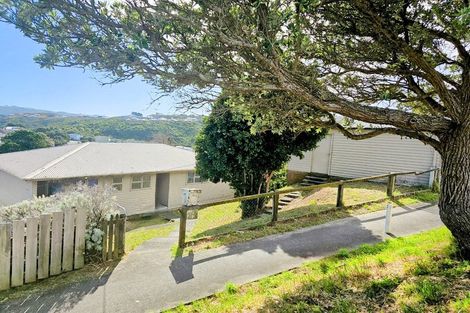 Photo of property in 34 Hereford Street, Cannons Creek, Porirua, 5024