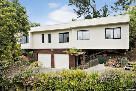 Photo of property in 6 Heatherleigh Rise, Northcross, Auckland, 0632