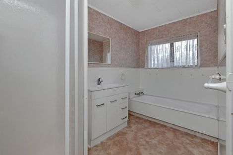 Photo of property in 1 Elm Place, Tikipunga, Whangarei, 0112