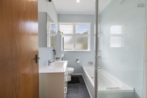 Photo of property in 33 Daniell Street, Bulls, 4818