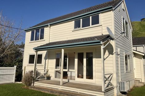 Photo of property in 1/57a Church Street, Devonport, Auckland, 0624