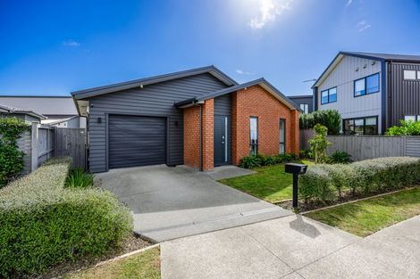 Photo of property in 41 Port Way, Rosehill, Papakura, 2113