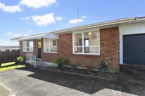 Photo of property in 3/97 Golf Road, New Lynn, Auckland, 0600