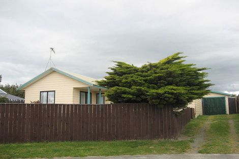 Photo of property in 14 Matakane Street, Waitarere Beach, Levin, 5510