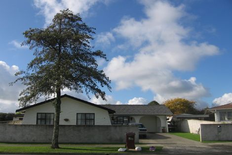 Photo of property in 35 Amberley Avenue, Westbrook, Palmerston North, 4412