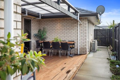 Photo of property in 21 Batty Street, Papamoa Beach, Papamoa, 3118