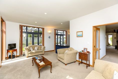 Photo of property in 96g Branch Road, Highlands Park, New Plymouth, 4312
