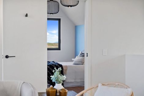 Photo of property in 150 Highland Drive, Acacia Bay, Taupo, 3385