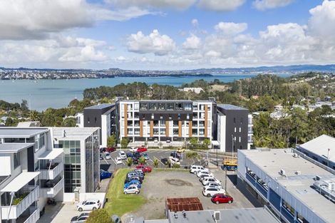 Photo of property in 417/19 Rawene Road, Birkenhead, Auckland, 0626