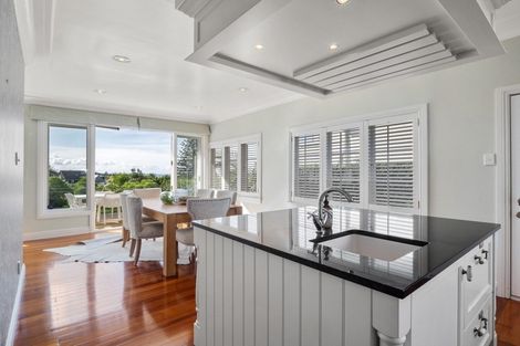 Photo of property in 24 Palmer Crescent, Mission Bay, Auckland, 1071