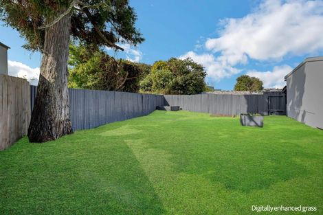 Photo of property in 36 Normandy Place, Henderson, Auckland, 0610