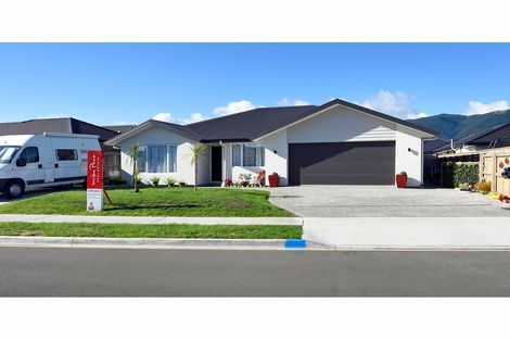 Photo of property in 15 Curtis Street, Stoke, Nelson, 7011