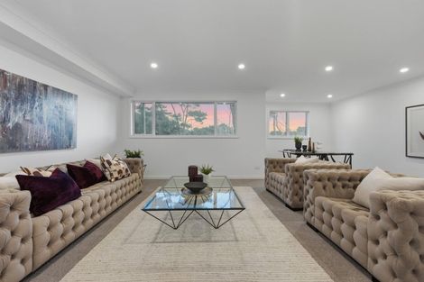 Photo of property in 5 Lucas Creek Way, Albany, Auckland, 0632